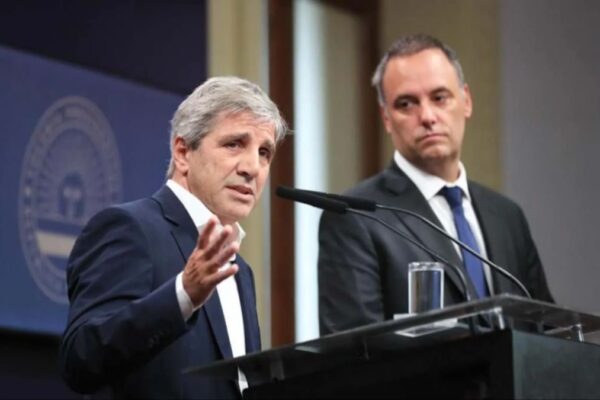 El Gobierno anunció que bajará las retenciones al campo y que se eliminarán para las economías regionales