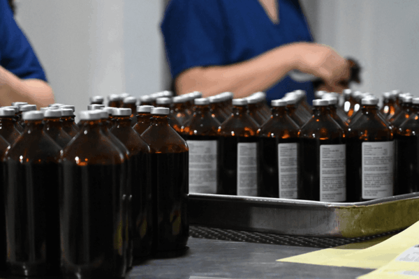 Para reducir costos, la flexibilización de importaciones también llegó a los productos veterinarios