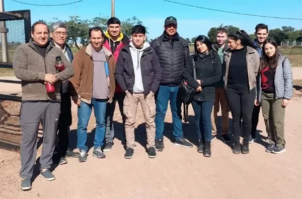 Mecanización agropecuaria: visita al parque industrial de Sáenz Peña