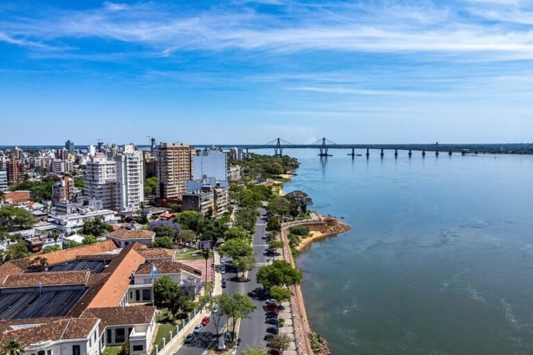 Clima en Corrientes: parcialmente nublado y cálido para este miércoles